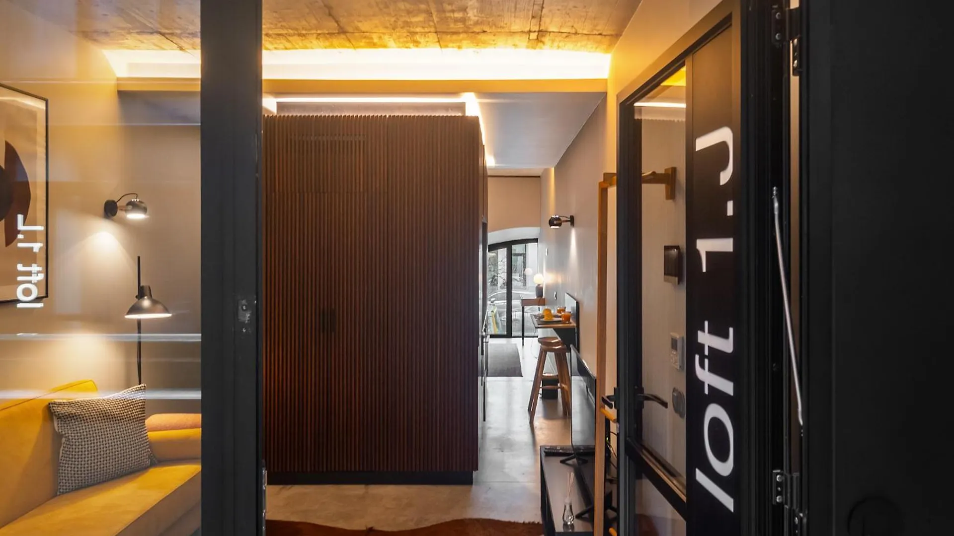Whome Urban Loft With Modern Interior Design Lisbon